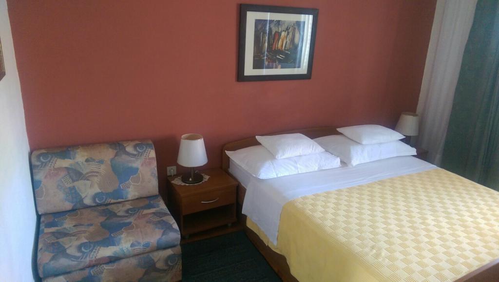 Kuca Skrabic Appartement Baška Voda Buitenkant foto
